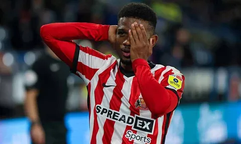 Diallo nhanh chóng chốt tương lai với Man Utd