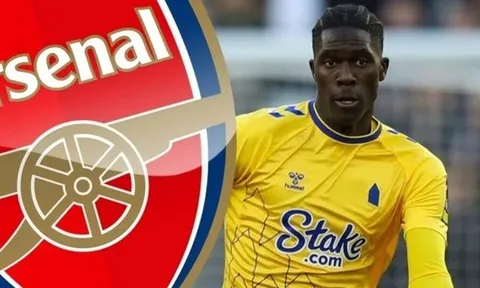 Chốt giá bán vụ Onana - Arsenal