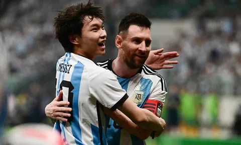 Án phạt đối với thanh niên lao xuống sân để ôm Messi ở Trung Quốc