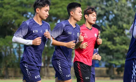 Ăn Tết không yên ả, CLB Việt Nam thấp thỏm lo sợ 1 việc