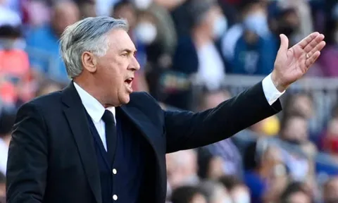 Ancelotti: "Dẫn dắt Real Madrid, sẽ tốt hơn nếu lái 1 chiếc Ferrari thay vì Fiat 500"