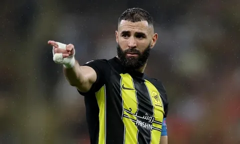 Ancelotti yêu cầu Real đưa Benzema trở lại