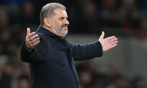 Son ngả mũ trước Postecoglou