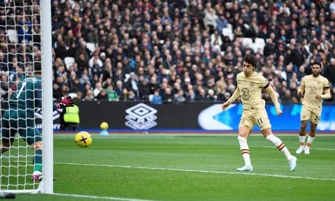 "Anh ấy đến từ Bồ Đào Nha, anh ấy ghét Arsenal"