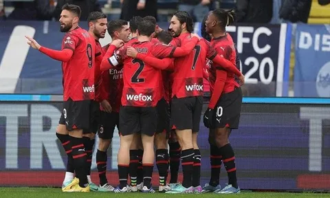 Song sát Leao - Giroud giúp AC Milan xây chắc vị trí thứ 3