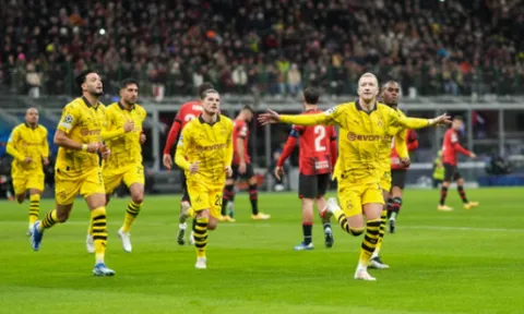 Reus tỏa sáng, Dortmund chính thức có vé đi tiếp ở Champions League