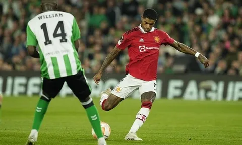 Rashford lập siêu phẩm, Man Utd thẳng tiến đến tứ kết Europa League