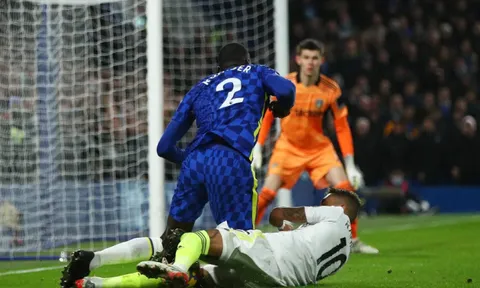 Antonio Rudiger: "Thật là điên rồ"