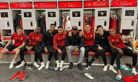 Man Utd đón nhân vật 'đặc biệt' trở lại Carrington