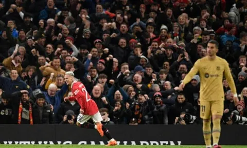 Các ông chủ Ả Rập muốn mua lại Man Utd từ cả thập kỷ trước