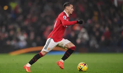 Bom tấn Man Utd bị chỉ trích