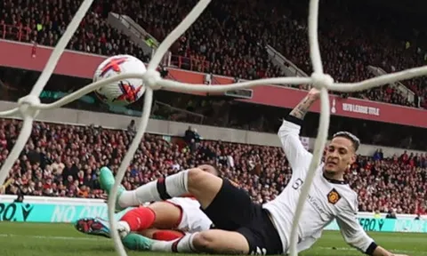 Antony ghi bàn + kiến tạo điệu nghệ, Man Utd đoạt lại top 3