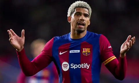 Ronald Araujo thừa nhận Barca thua tâm phục khẩu phục