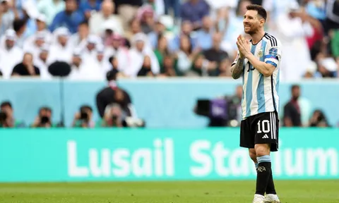 Argentina vs Mexico: Messi cầu nguyện Maradona