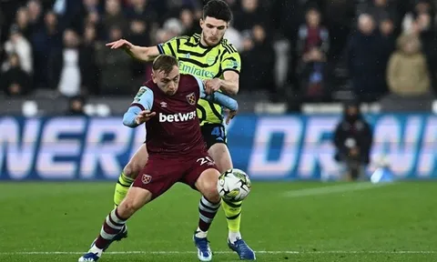 Một mình Declan Rice là không đủ để gồng gánh Arsenal