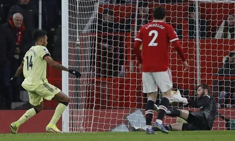 Arsenal cần nhiều hơn từ Aubameyang và Partey