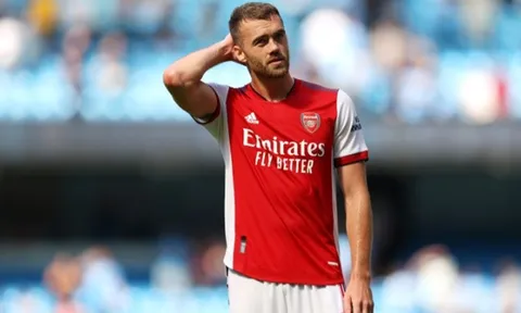 Arsenal chốt giá bán sao thất sủng