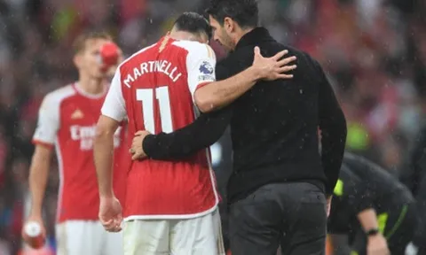 Arsenal: Con voi mang lá gan chuột nhắt