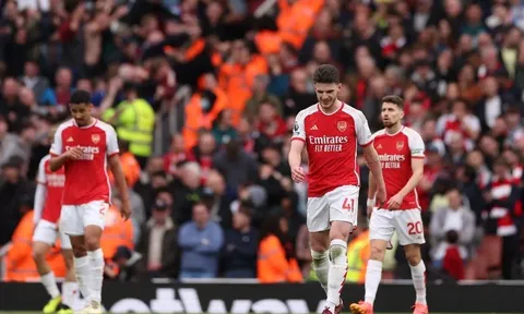 “Arsenal đã mất chức vô địch trước khi thua Villa”