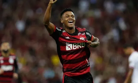 Từ bỏ sao Real, Arsenal ưu tiên ký thần đồng Brazil