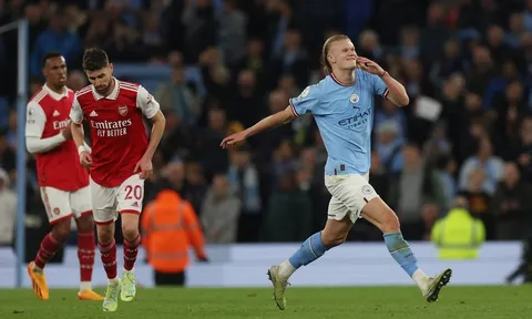 Arsenal không xứng đáng vô địch