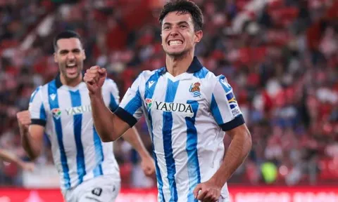 Arsenal kiên trì với 'Sergio Busquets mới'