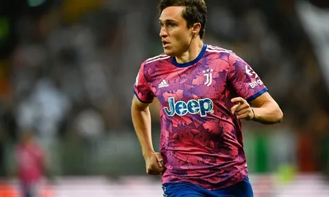 Arsenal lần đầu liên hệ với ngôi sao chạy cánh Juventus