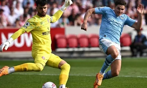 Arsenal mua David Raya, Aaron Ramsdale coi chừng bị tống lên ghế dự bị