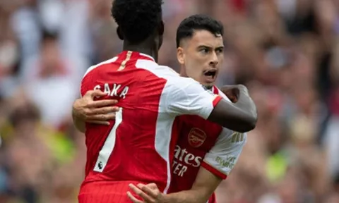 Arsenal sẽ bay cao nhờ đôi cánh trong mơ