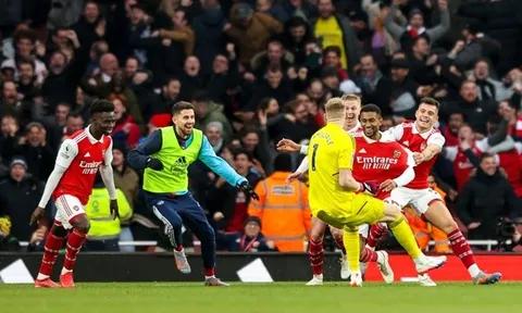Arsenal thật ảo diệu