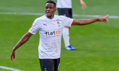 Arsenal đụng độ thứ dữ trong thương vụ máy quét Bundesliga
