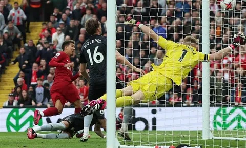 Arsenal thoát thua Liverpool: Nghẹt thở đường đua vô địch