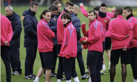 Arsenal từng cho Barca tập nhờ để đánh bại MU