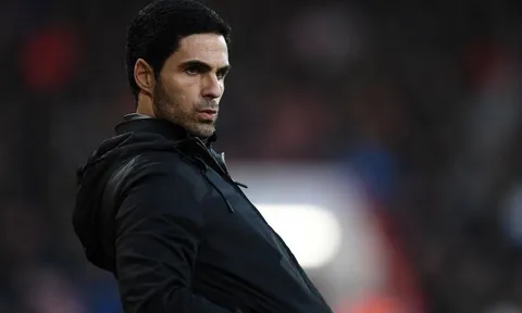 Arteta hai mặt, 'kẻ nổi loạn' Arsenal tức giận đùng đùng rời CLB