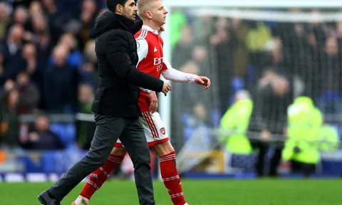 Arteta vào can Zinchenko gây gổ với cầu thủ Everton