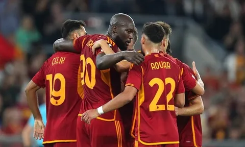 Jose Mourinho ca ngợi Lukaku sau chiến thắng dễ dàng ở Europa League