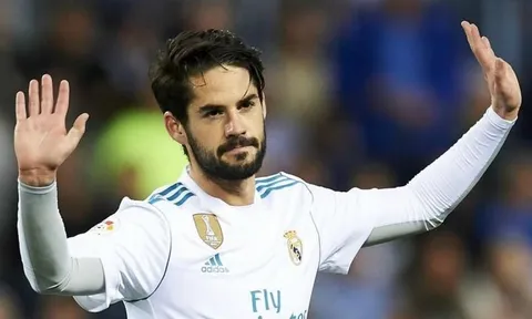 Không đến được M.U, Isco chờ đề nghị từ Everton