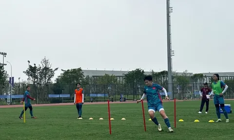 Tuyển nữ Việt Nam tích cực tập luyện chuẩn bị cho trận đấu thứ hai tại ASIAD 19
