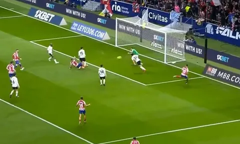 Atletico gây sốt với màn tiki-taka nhanh chóng mặt