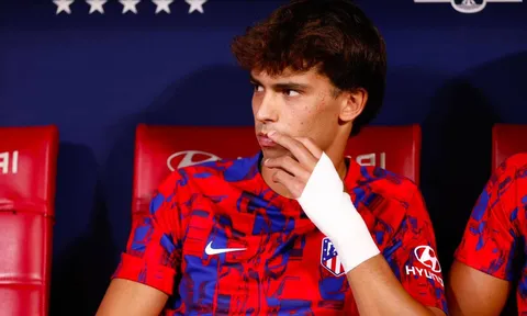 Atletico Madrid có động thái, Barca mừng thầm