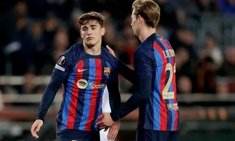 "Các ngôi sao Barcelona sẽ có chút lo lắng"