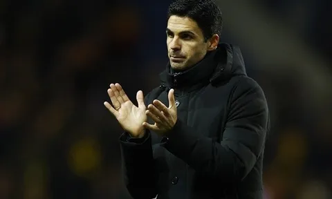 HLV Arteta đi vào lịch sử Arsenal