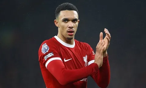 Liverpool đón cú hích lớn trước trận tái đấu Man Utd