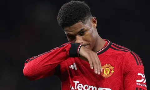 "Phê pha quên lối về", Marcus Rashford bất ngờ nghỉ tập