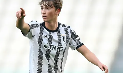 Bayern Munich đưa De Ligt 2.0 vào tầm ngắm