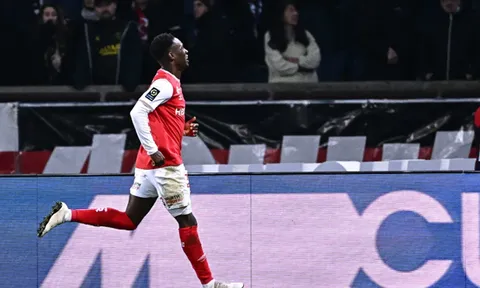 Tiền đạo ghi 18 bàn bị chê không đủ trình khoác áo Arsenal