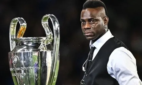 Balotelli nói xấu Aguero ở chung kết Champions League