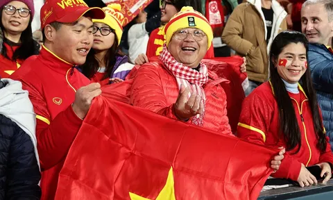 Báo chí quốc tế: CĐV Việt Nam nổi bật khán đài World Cup nữ 2023