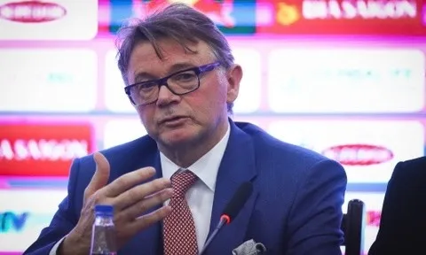 Báo Đông Nam Á quan tâm tới mục tiêu dự World Cup của HLV Troussier