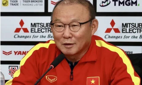 Báo Hàn kỳ vọng viễn cảnh chủ tịch FIFA trao cúp cho HLV Park